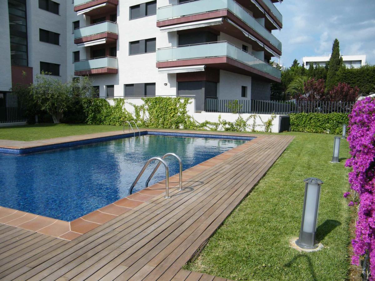 Apartaments Lamoga- Spai 토르뎀바라 외부 사진