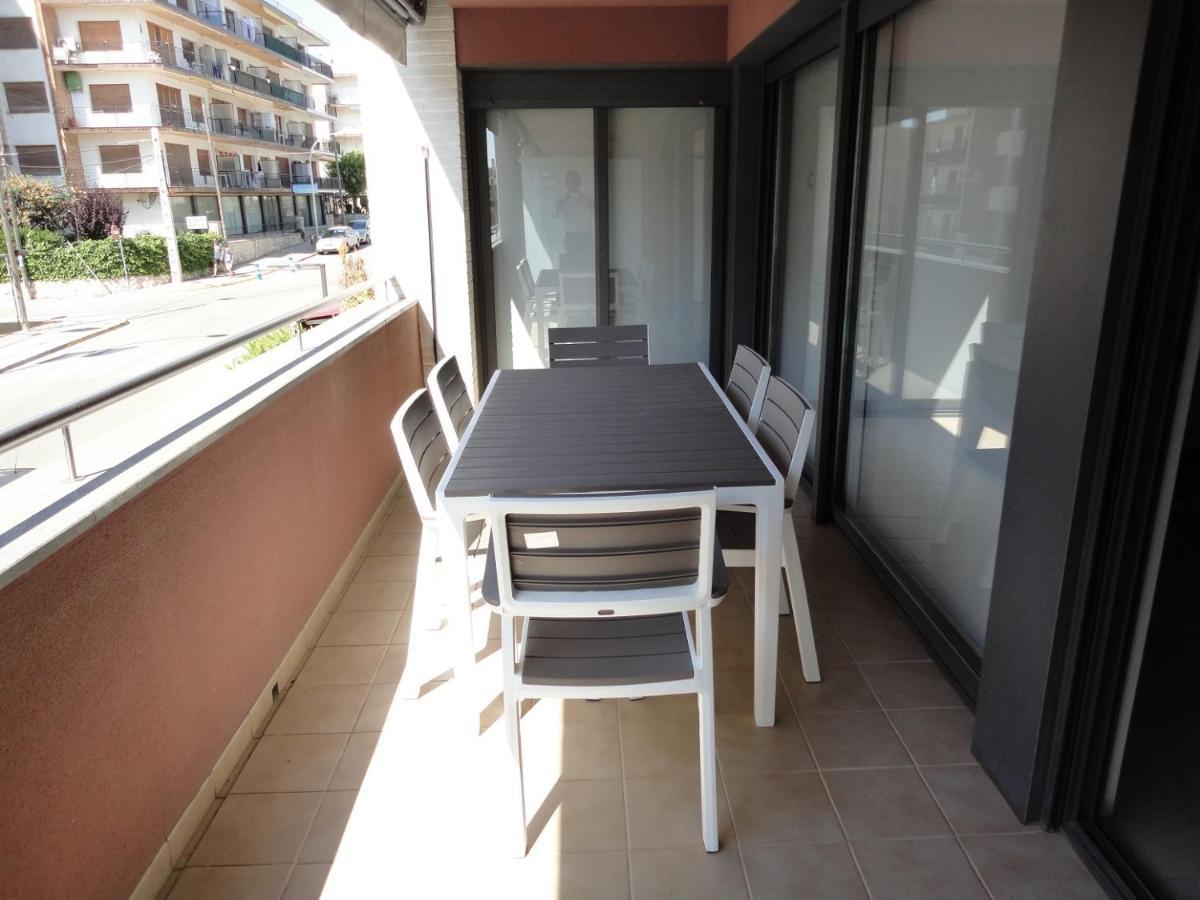Apartaments Lamoga- Spai 토르뎀바라 외부 사진
