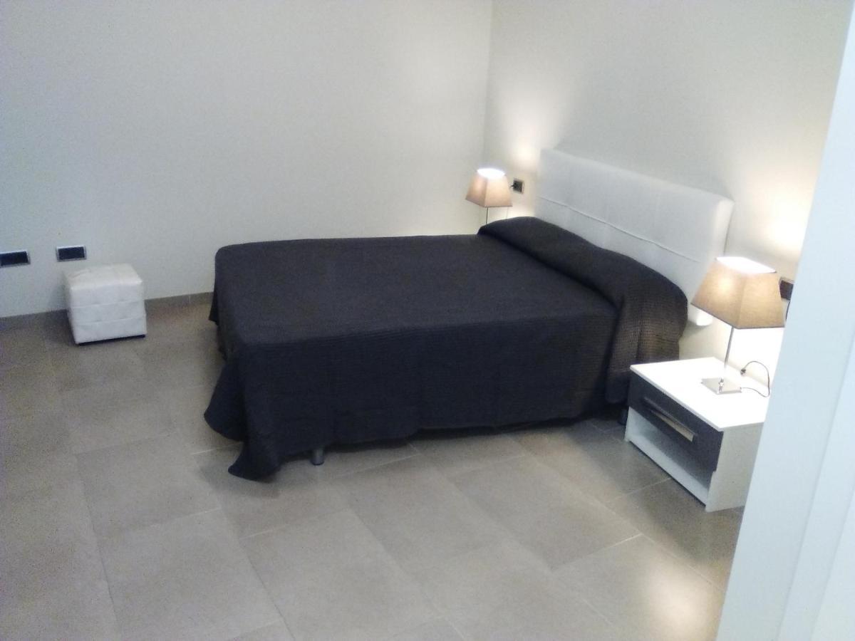 Apartaments Lamoga- Spai 토르뎀바라 외부 사진